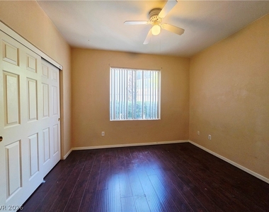 7123 S Durango Drive - Photo Thumbnail 17