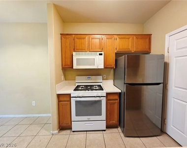 7123 S Durango Drive - Photo Thumbnail 10