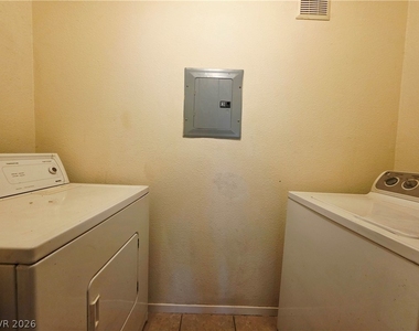 7123 S Durango Drive - Photo Thumbnail 20