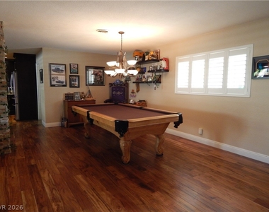 2712 W Oakey Boulevard - Photo Thumbnail 5