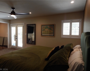 2712 W Oakey Boulevard - Photo Thumbnail 14