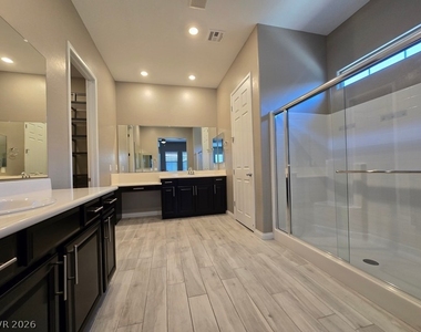 738 Purple Knoll Walk - Photo Thumbnail 18