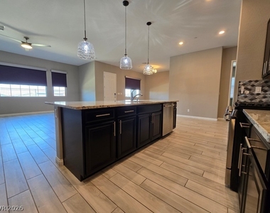 738 Purple Knoll Walk - Photo Thumbnail 9