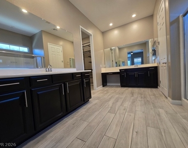 738 Purple Knoll Walk - Photo Thumbnail 19