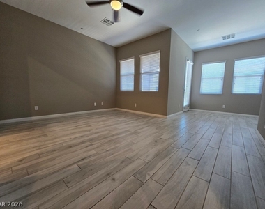 738 Purple Knoll Walk - Photo Thumbnail 12