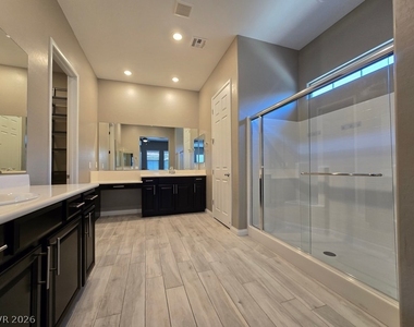 738 Purple Knoll Walk - Photo Thumbnail 17