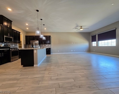 738 Purple Knoll Walk - Photo Thumbnail 3