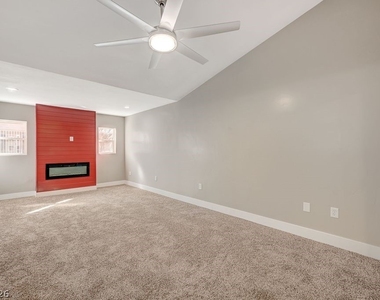 8753 Sundial Drive - Photo Thumbnail 7