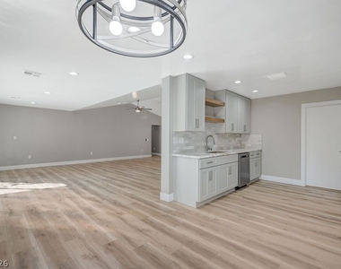8753 Sundial Drive - Photo Thumbnail 2