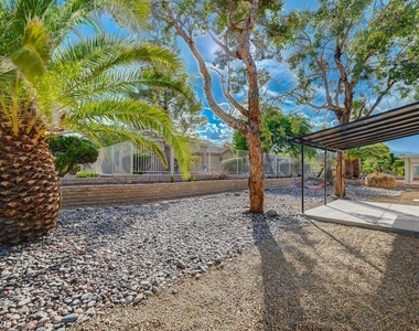 8753 Sundial Drive - Photo Thumbnail 10