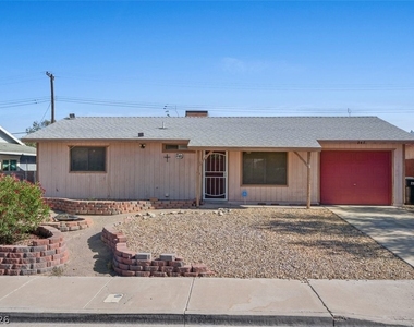 245 Meyers Avenue - Photo Thumbnail 2