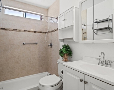 245 Meyers Avenue - Photo Thumbnail 11