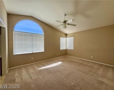 3667 Spring Willow Court - Photo Thumbnail 8