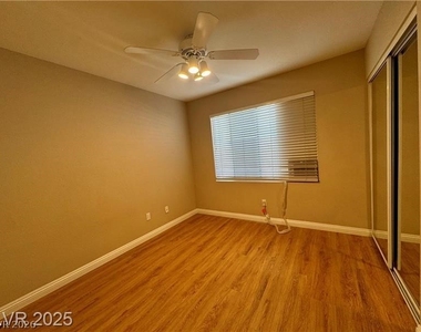 3667 Spring Willow Court - Photo Thumbnail 16