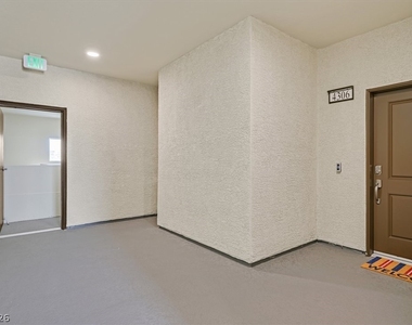 2555 Hampton Road - Photo Thumbnail 5
