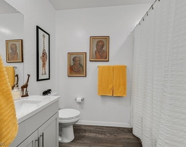 2555 Hampton Road - Photo Thumbnail 21