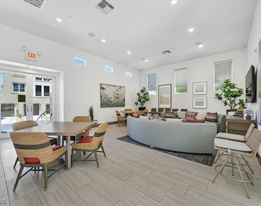 2555 Hampton Road - Photo Thumbnail 31