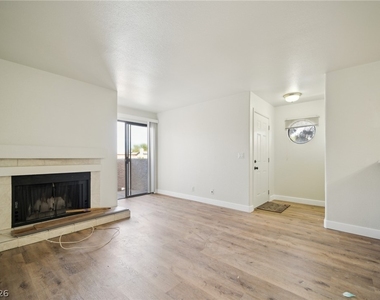2978 Juniper Hills Boulevard - Photo Thumbnail 4