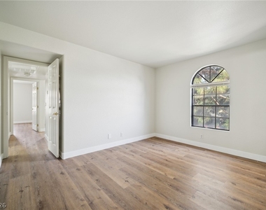 2978 Juniper Hills Boulevard - Photo Thumbnail 8