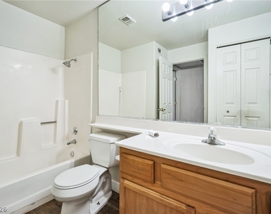 2978 Juniper Hills Boulevard - Photo Thumbnail 12