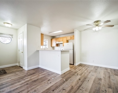 2978 Juniper Hills Boulevard - Photo Thumbnail 3