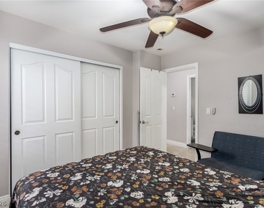 217 Cimarron Village Way - Photo Thumbnail 30