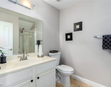 217 Cimarron Village Way - Photo Thumbnail 31
