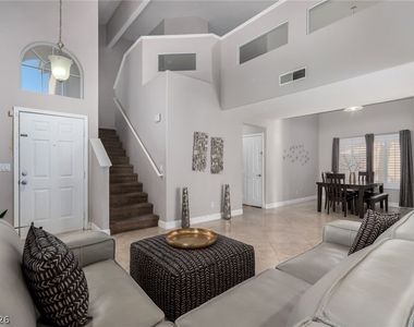217 Cimarron Village Way - Photo Thumbnail 8