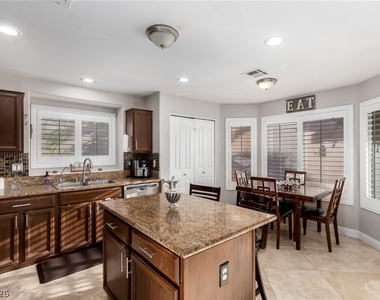 217 Cimarron Village Way - Photo Thumbnail 14