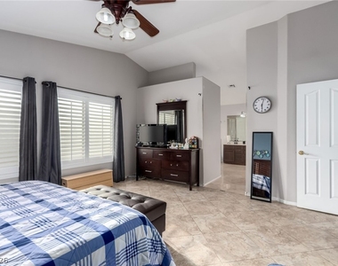217 Cimarron Village Way - Photo Thumbnail 22