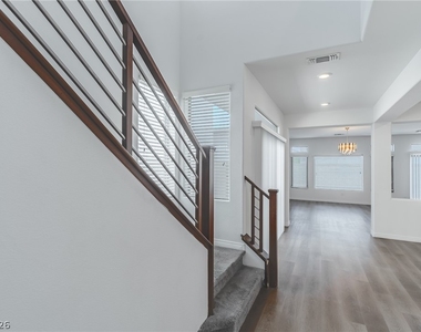 638 Great River Avenue - Photo Thumbnail 2
