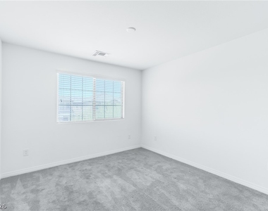 638 Great River Avenue - Photo Thumbnail 20