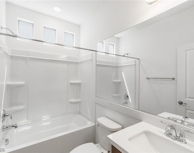 638 Great River Avenue - Photo Thumbnail 12