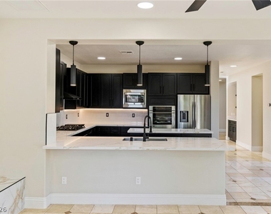 2462 Hollow Rock Court - Photo Thumbnail 22