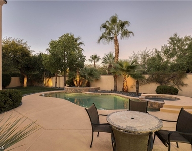 2462 Hollow Rock Court - Photo Thumbnail 65