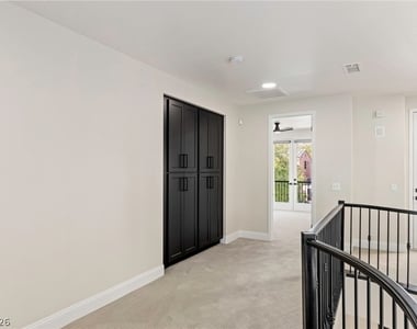 2462 Hollow Rock Court - Photo Thumbnail 29
