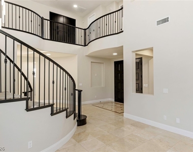 2462 Hollow Rock Court - Photo Thumbnail 10