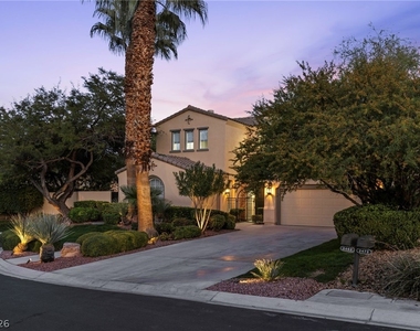 2462 Hollow Rock Court - Photo Thumbnail 3