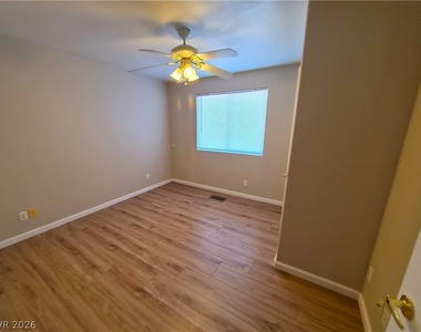 1481 S Dandelion - Photo Thumbnail 6