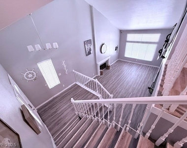 9004 Pebble Shore Court - Photo Thumbnail 9