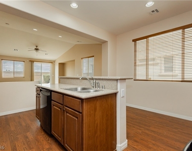 11220 Robin Park Avenue - Photo Thumbnail 13