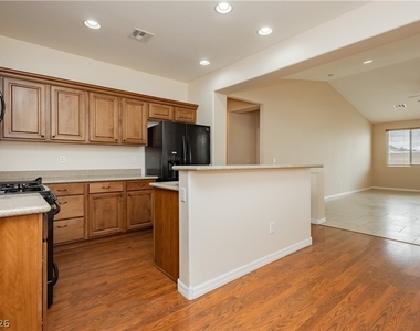 11220 Robin Park Avenue - Photo Thumbnail 14