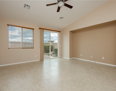 11220 Robin Park Avenue - Photo Thumbnail 6