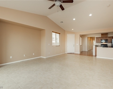 11220 Robin Park Avenue - Photo Thumbnail 7
