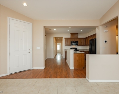 11220 Robin Park Avenue - Photo Thumbnail 10