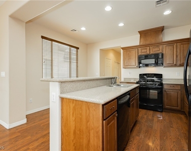 11220 Robin Park Avenue - Photo Thumbnail 12