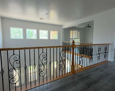 2321 Martinique Avenue - Photo Thumbnail 16