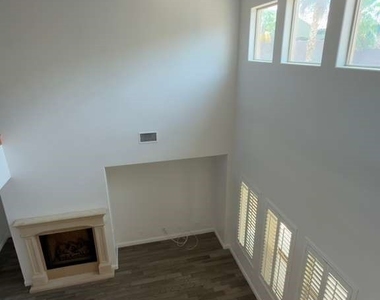 2321 Martinique Avenue - Photo Thumbnail 19