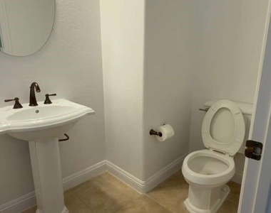 2321 Martinique Avenue - Photo Thumbnail 34