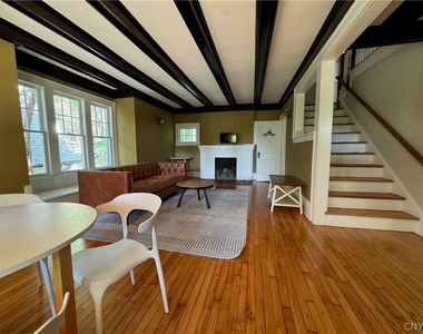 831 Lancaster Avenue - Photo Thumbnail 6